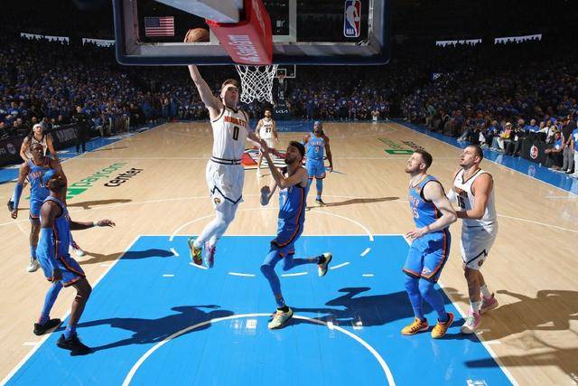 阿扎伦卡关键节点挺进下一轮，掘金带队取胜！